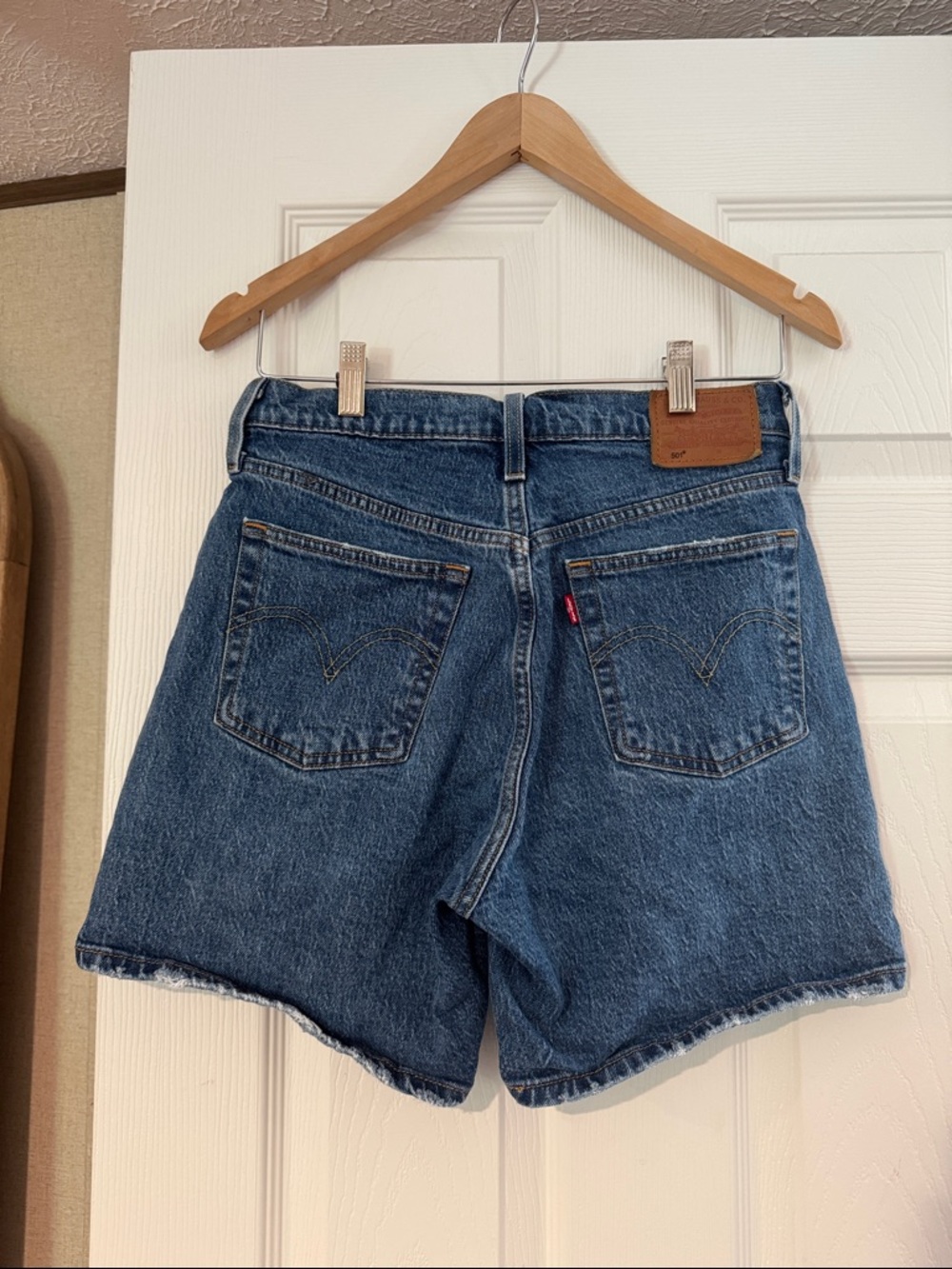 Levi High-Rise Denim Shorts - Blue - Picture 2 of 3